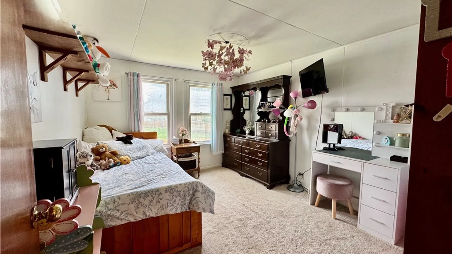 Property at 87 Clinton Street, New Hartford, NY 13417 23