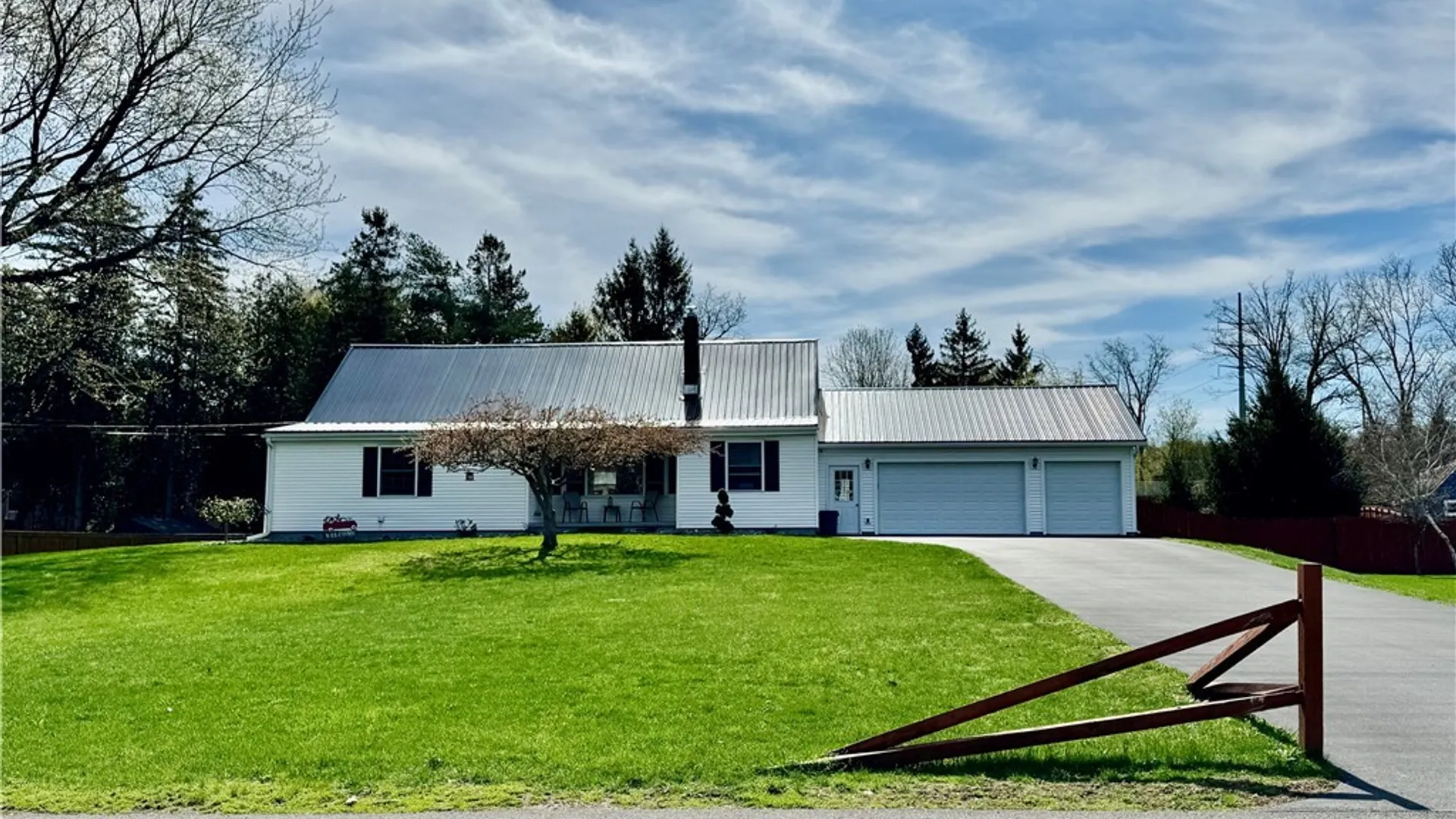 Property at 87 Clinton Street, New Hartford, NY 13417 3