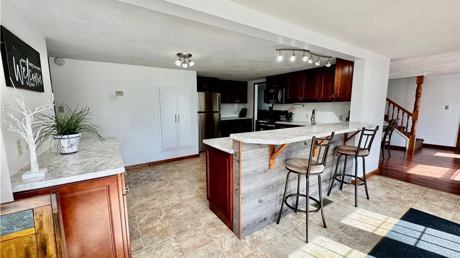 Property at 87 Clinton Street, New Hartford, NY 13417 4