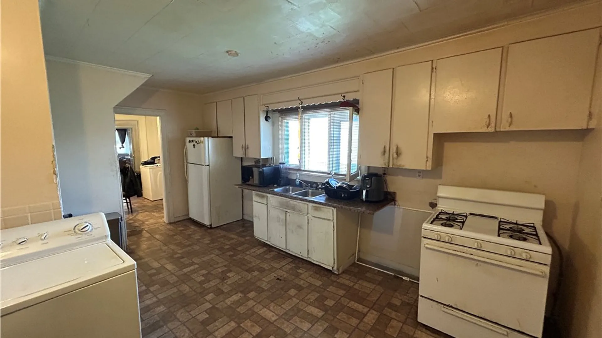 Property at 71 Ontario Street, Rochester, NY 14605 11