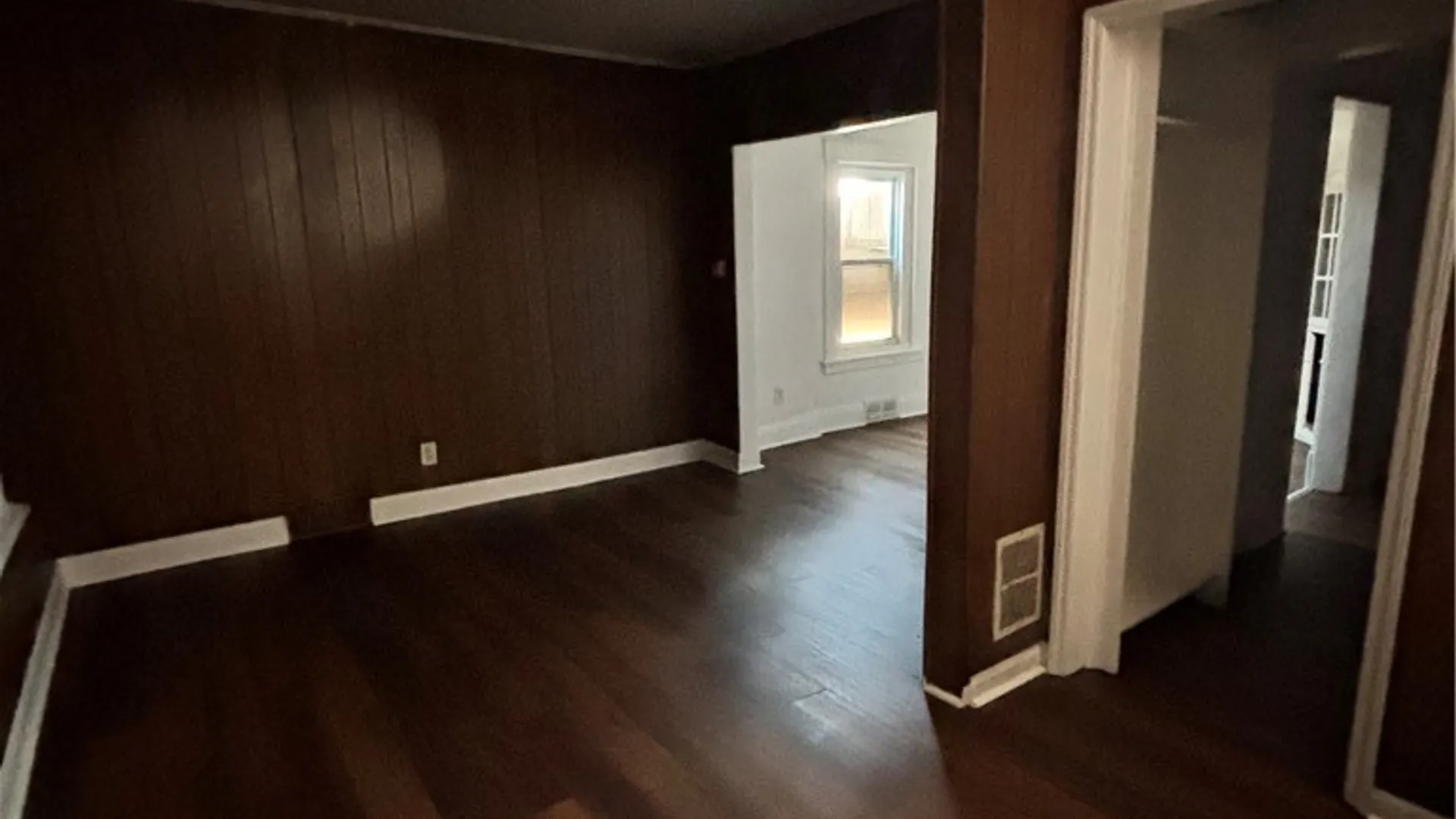 Property at 1808 Whitney Avenue, Niagara Falls, NY 14301 5