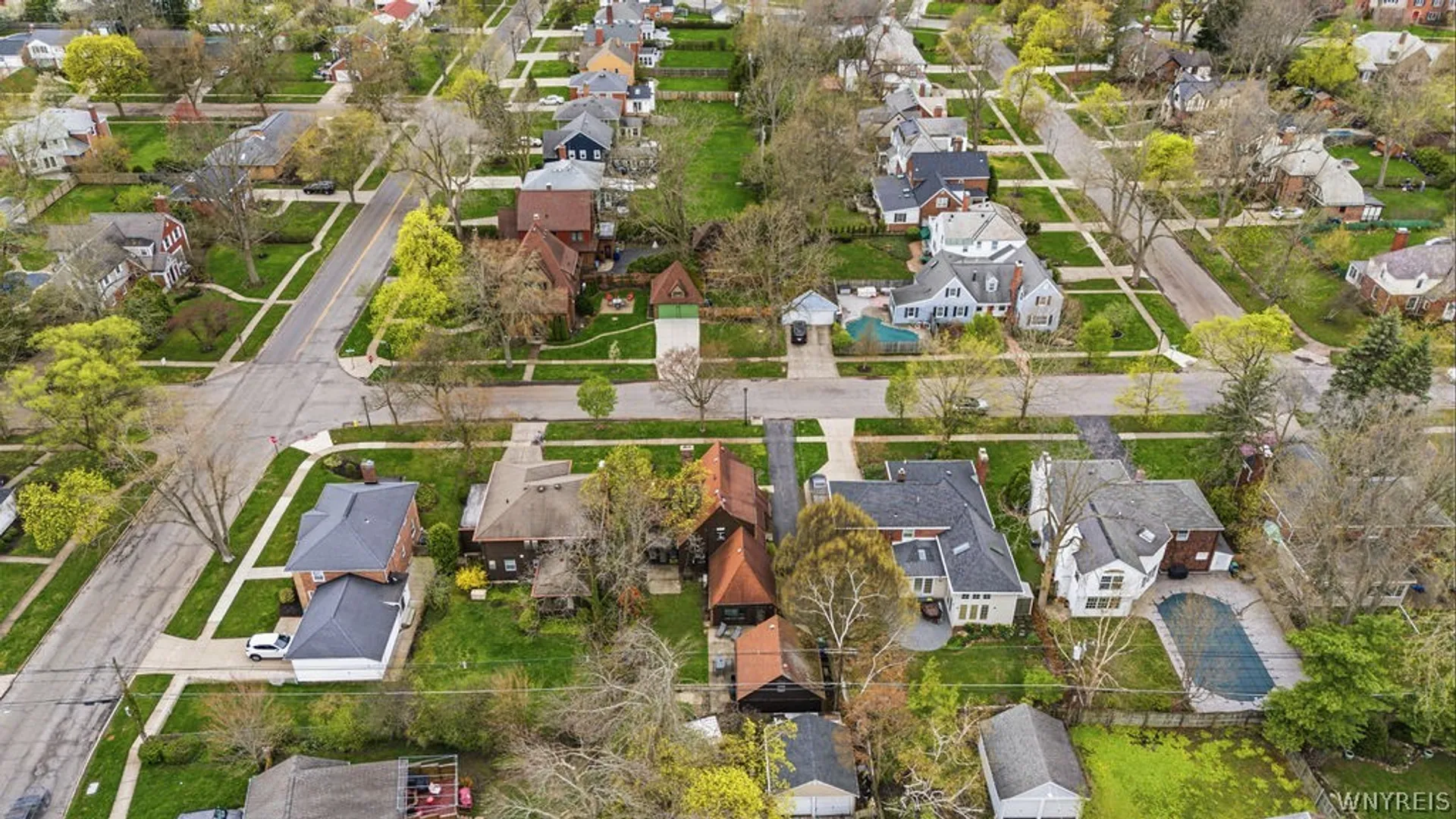 Property at 398 Brantwood Road, Amherst, NY 14226 44