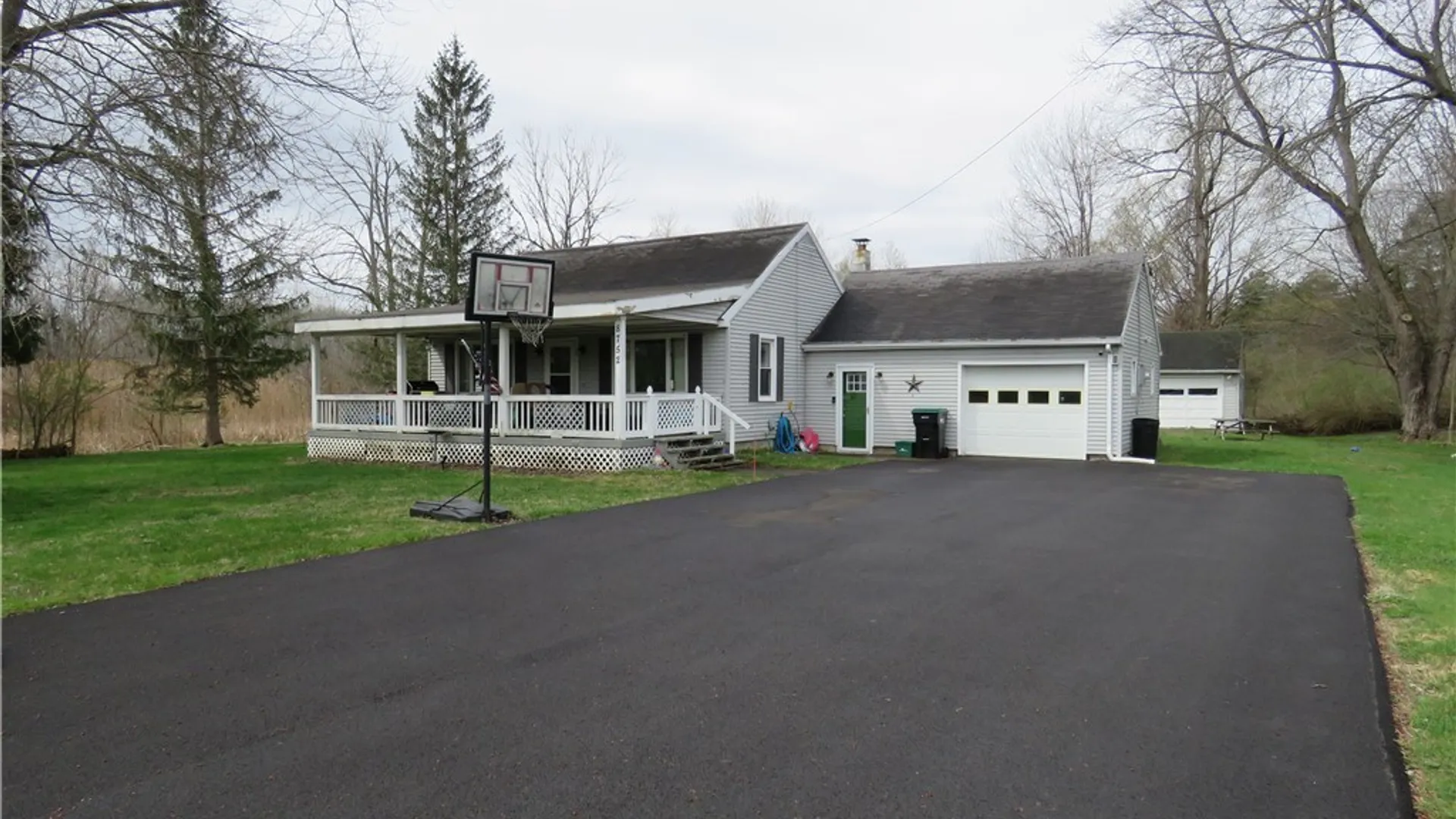 Property at 8752 Donahue Road, Batavia, NY 14020 2
