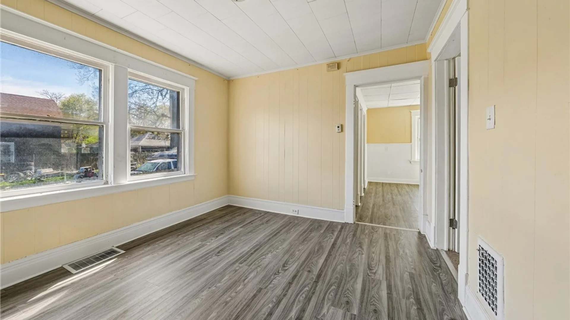 Property at 203 Hutchinson Avenue, Buffalo, NY 14215 18