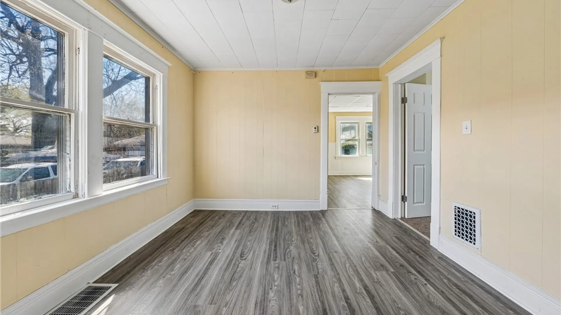 Property at 203 Hutchinson Avenue, Buffalo, NY 14215 19