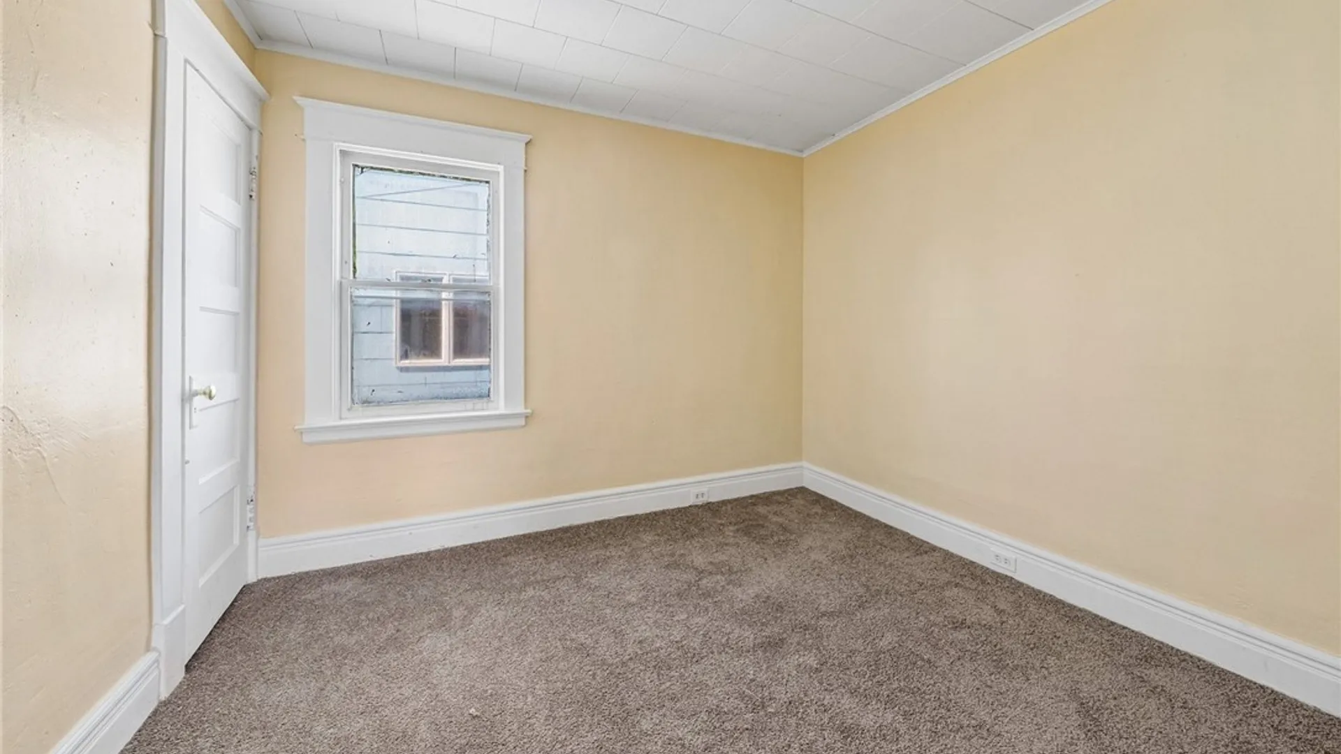 Property at 203 Hutchinson Avenue, Buffalo, NY 14215 29