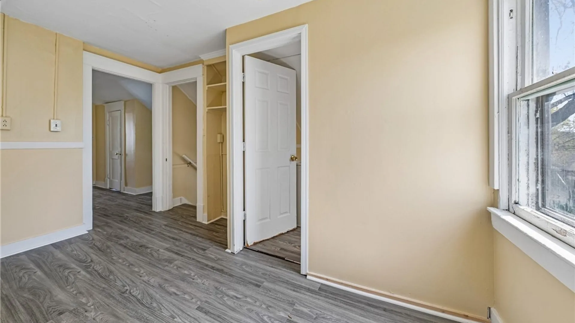 Property at 203 Hutchinson Avenue, Buffalo, NY 14215 36