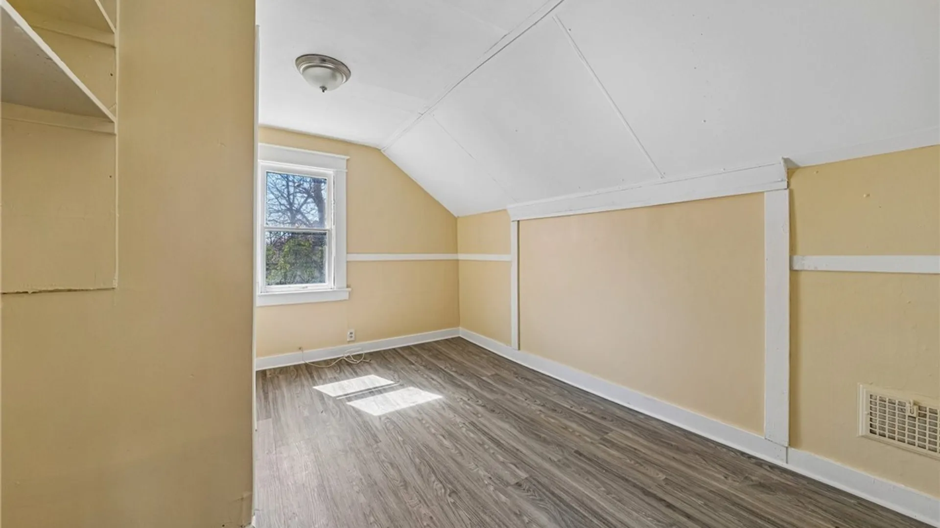 Property at 203 Hutchinson Avenue, Buffalo, NY 14215 38