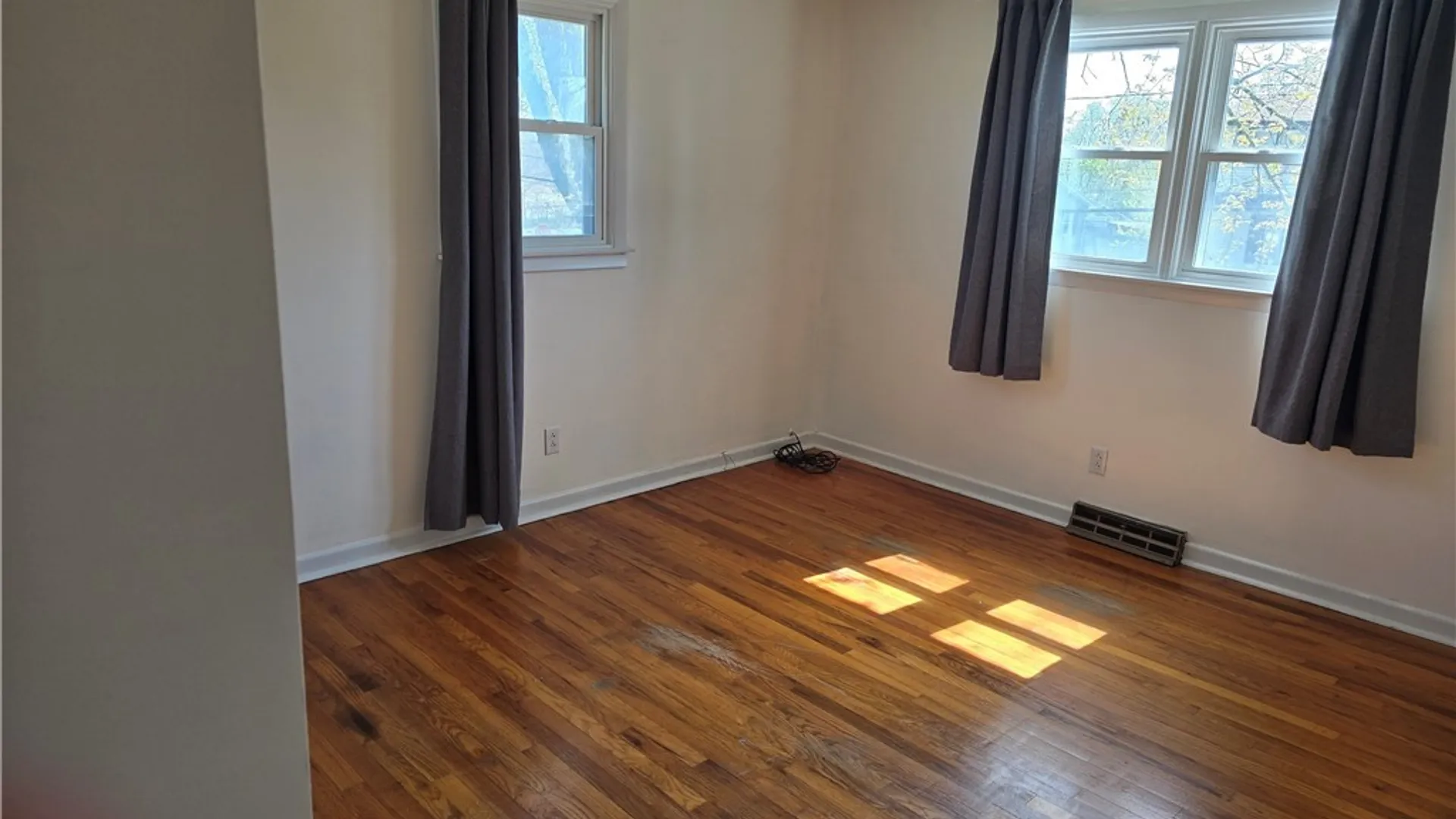 Property at 107 Harding Ave N, Salina, NY 13088 22
