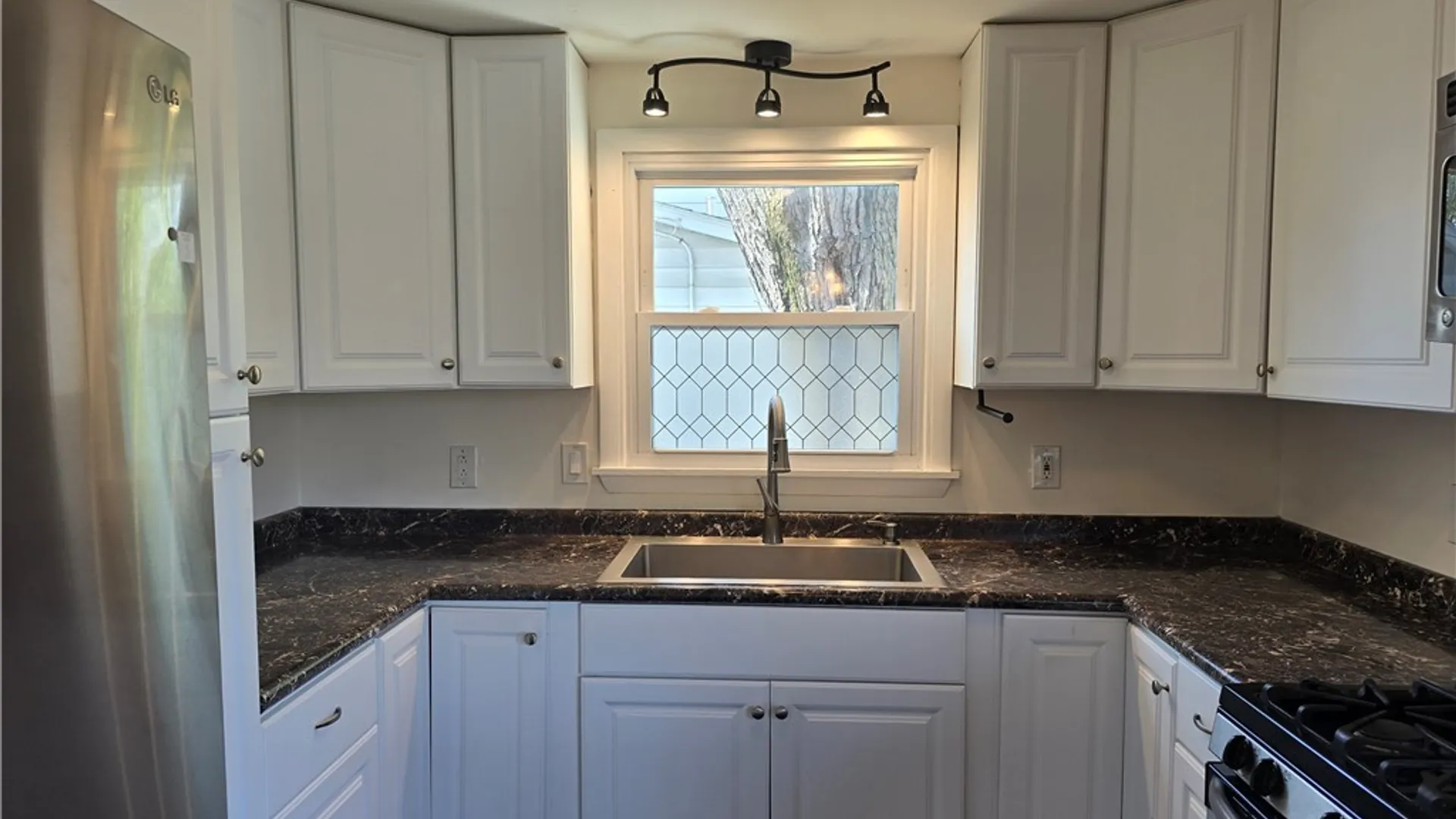 Property at 107 Harding Ave N, Salina, NY 13088 3