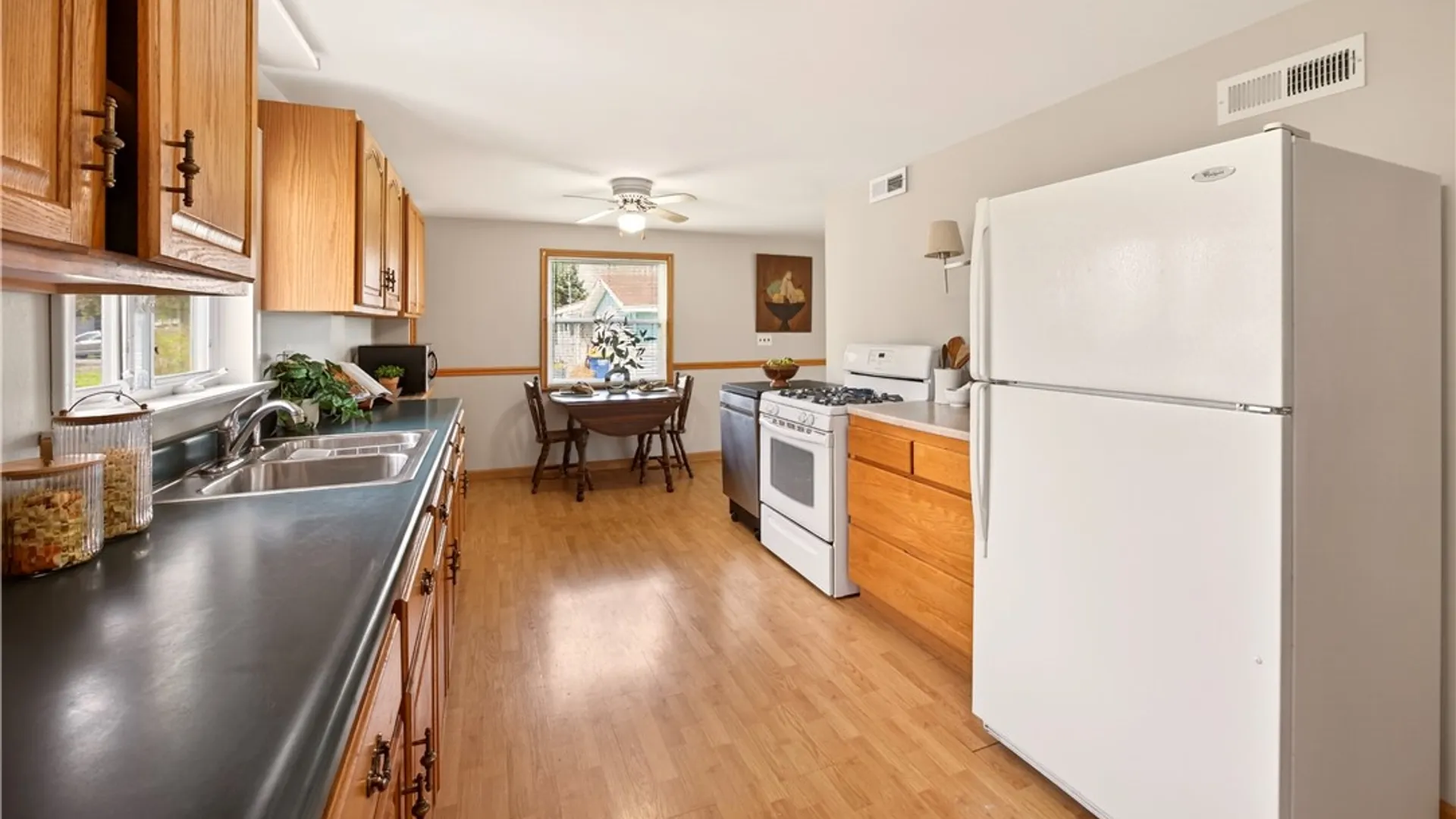 Property at 488 Hollis Park, Elbridge, NY 13080 11