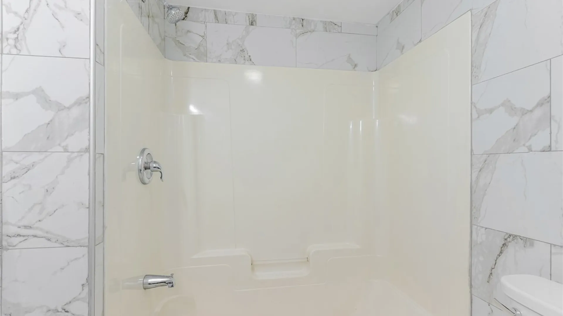 Property at 610 Ontario Street, Buffalo, NY 14207 11