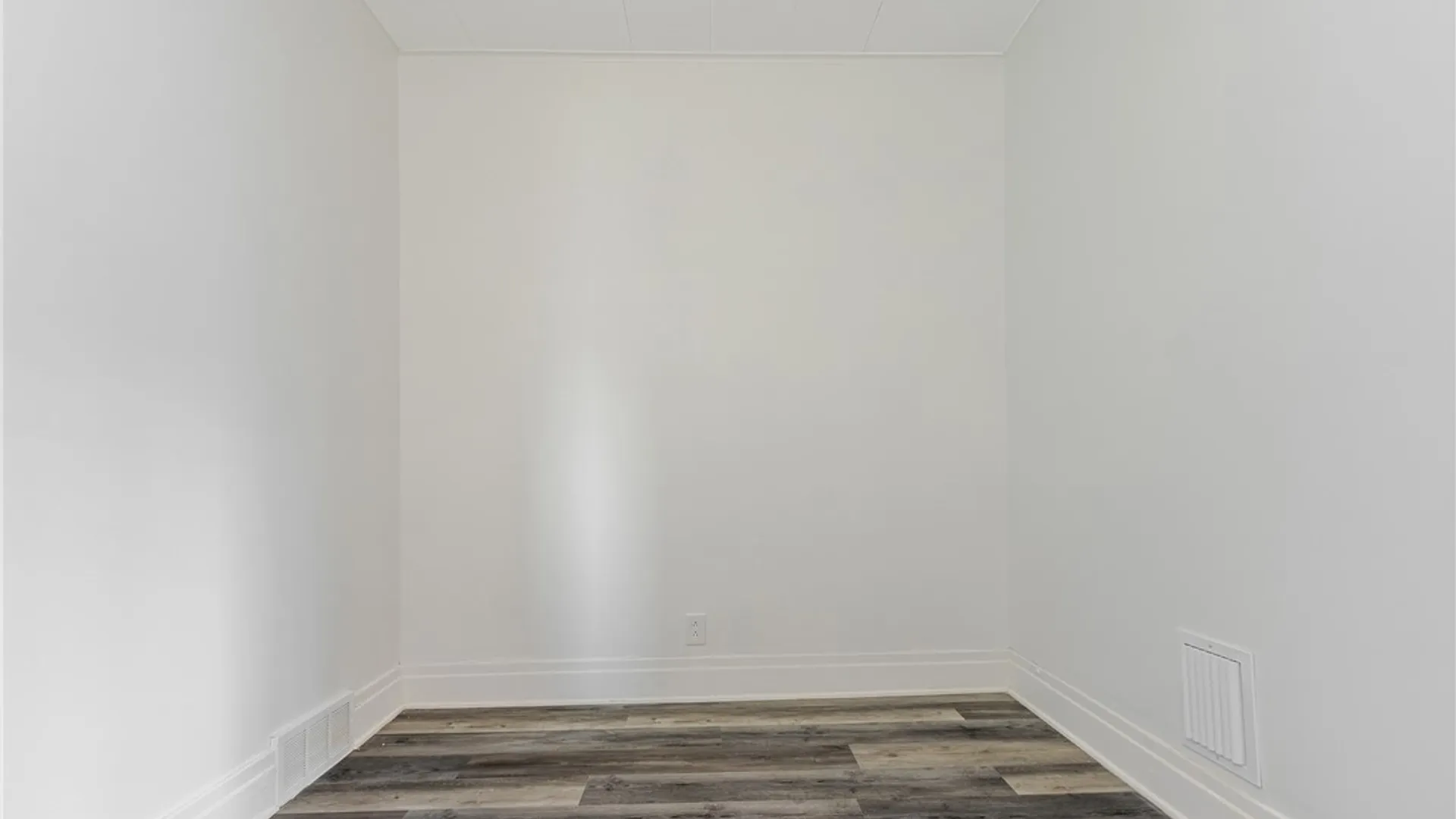 Property at 610 Ontario Street, Buffalo, NY 14207 16