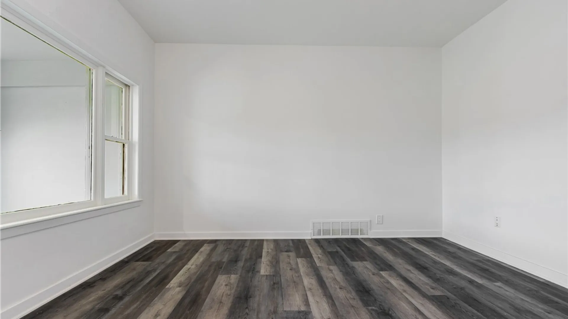 Property at 610 Ontario Street, Buffalo, NY 14207 6