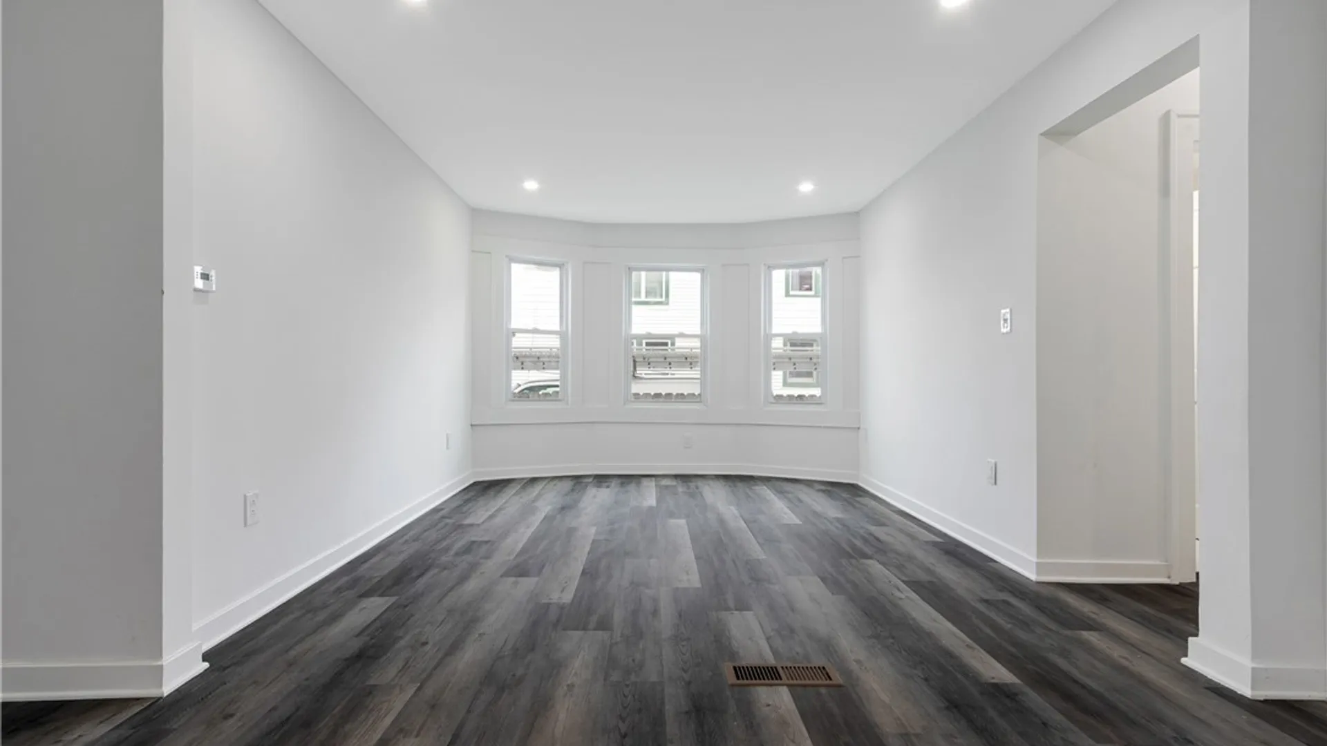 Property at 610 Ontario Street, Buffalo, NY 14207 8