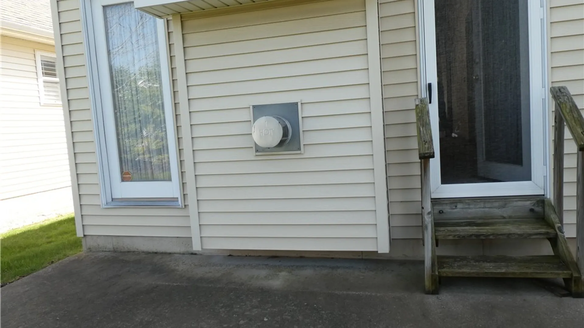 Property at 17 Parwood Trail, Cheektowaga, NY 14043 17