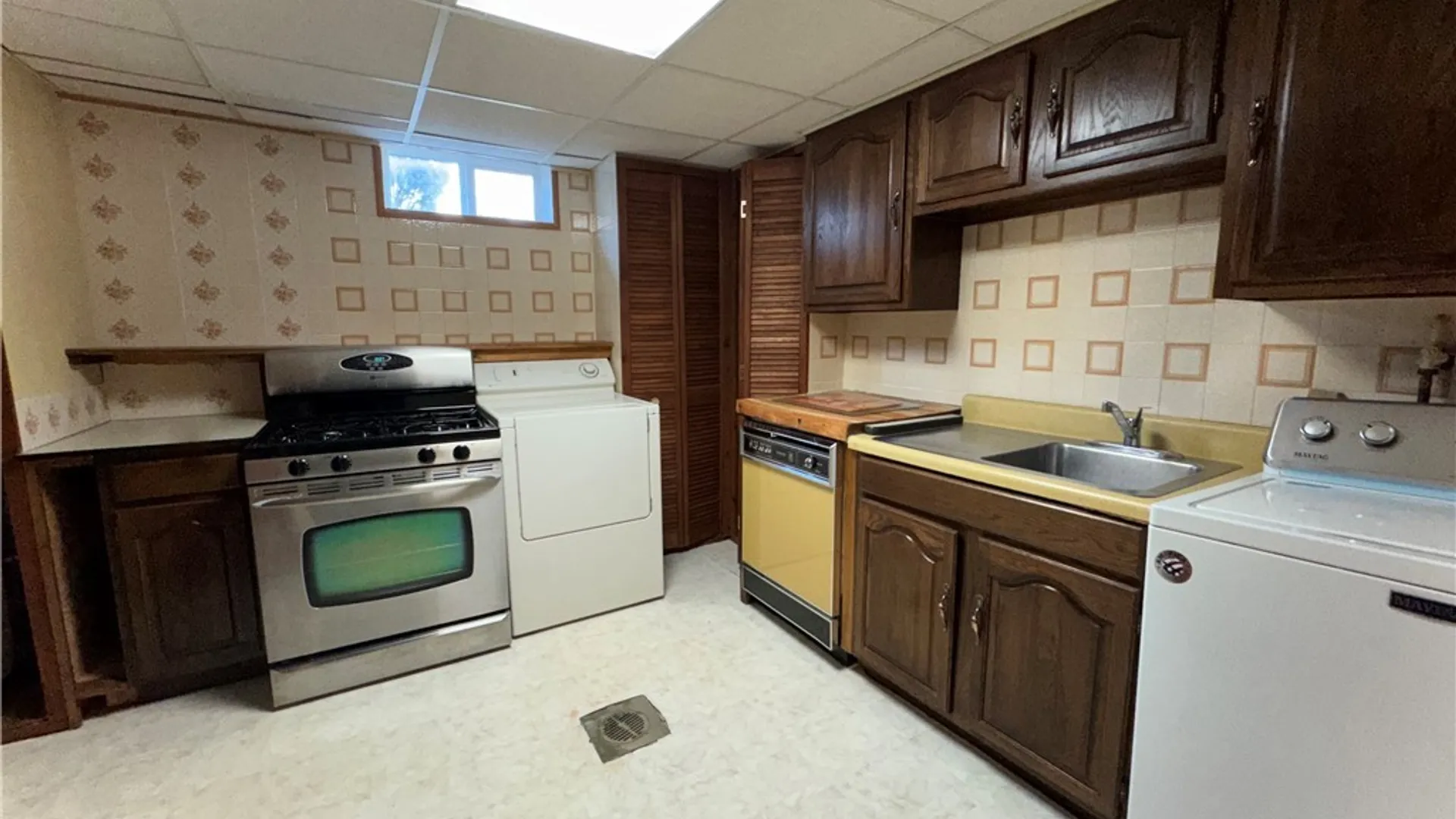 Property at 258 Briggs Street, Syracuse, NY 13208 35