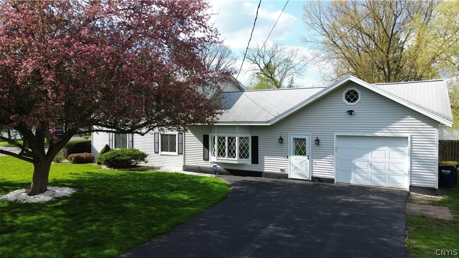 Property at 300 Columbus Avenue, Camillus, NY 13219 2