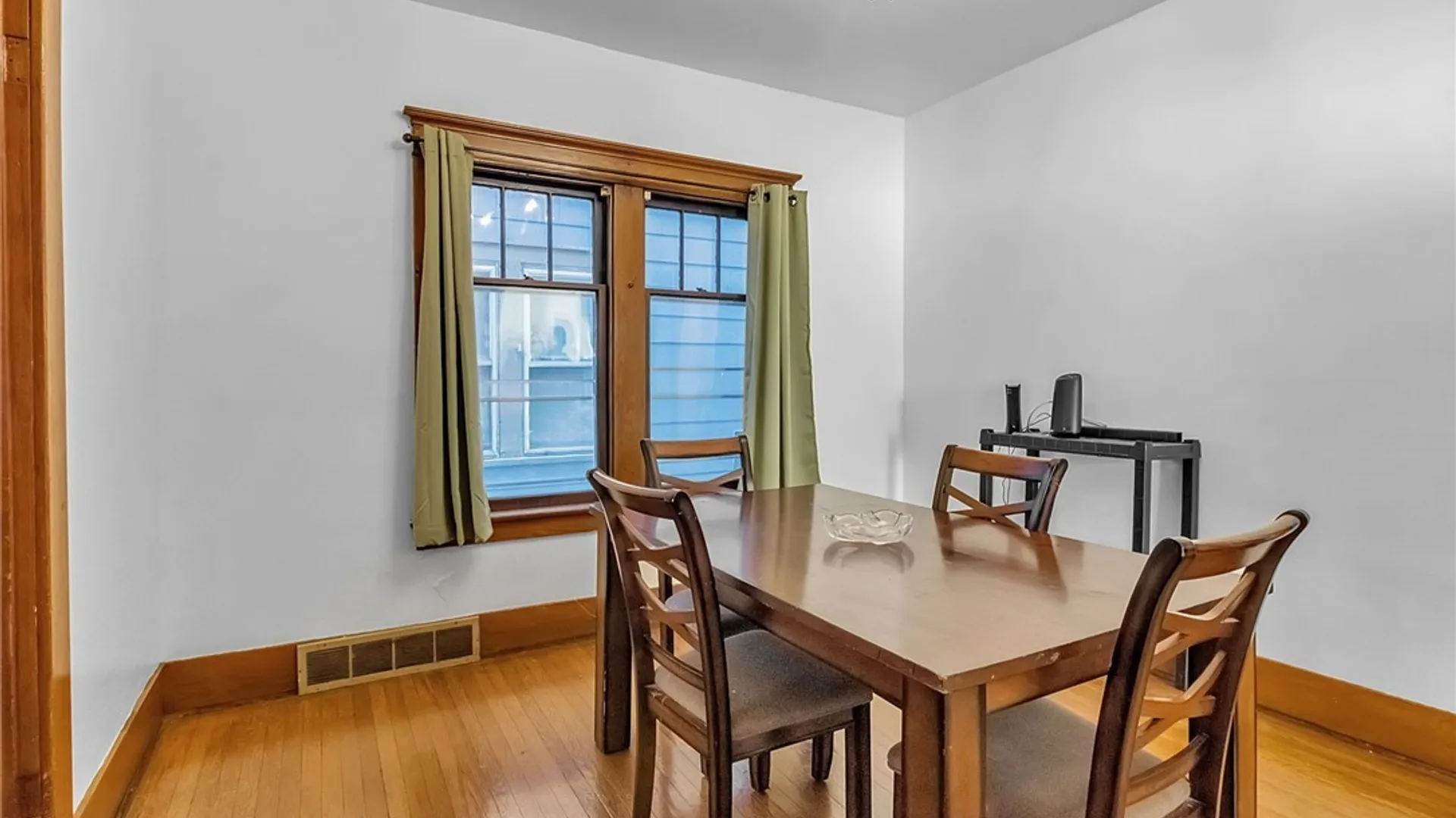 Property at 95 Montrose Avenue, Buffalo, NY 14214 9