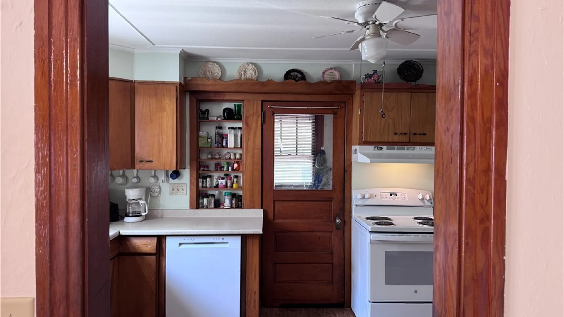 Property at 506 James Street, Rome, NY 13440 13