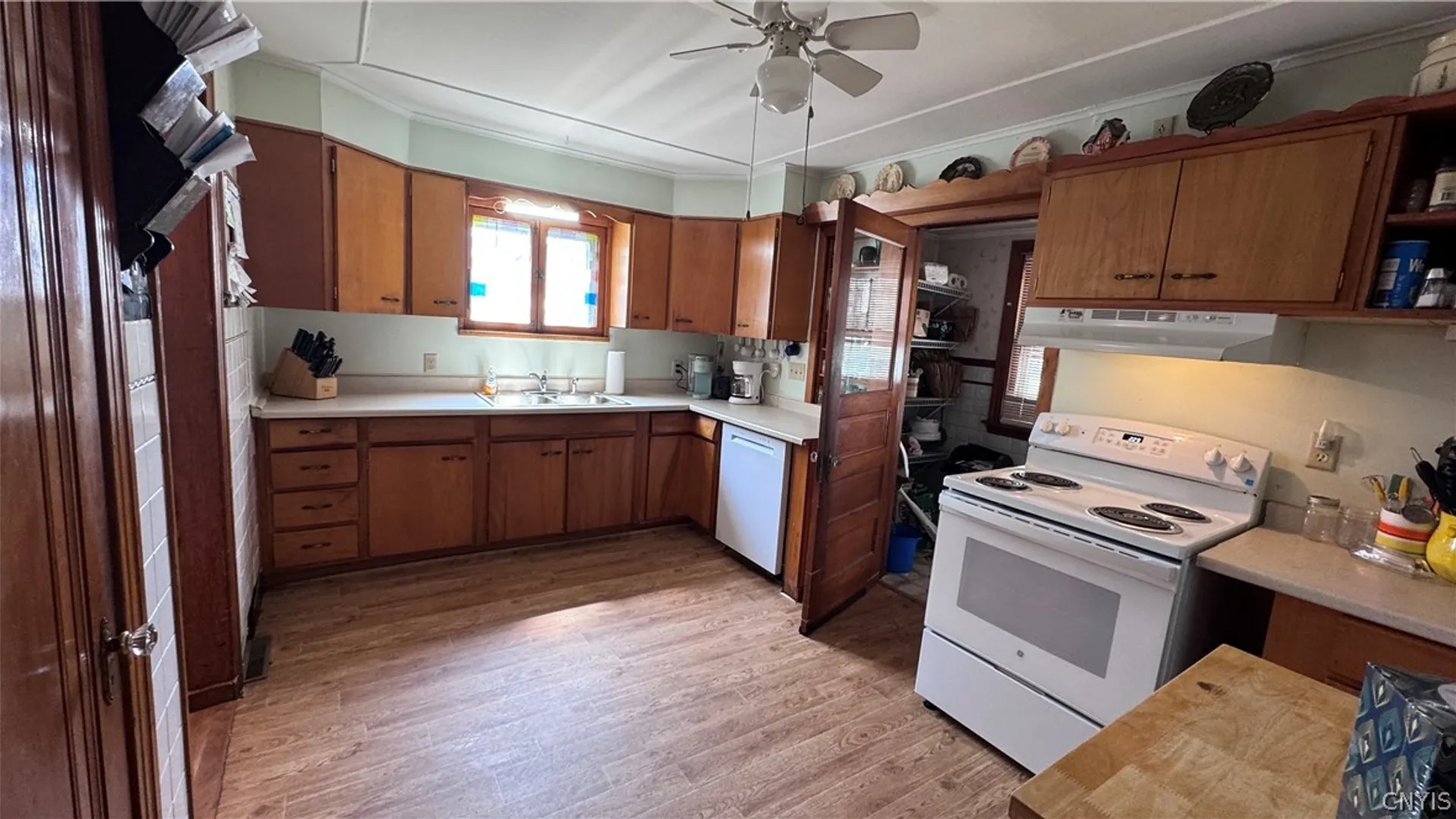 Property at 506 James Street, Rome, NY 13440 14