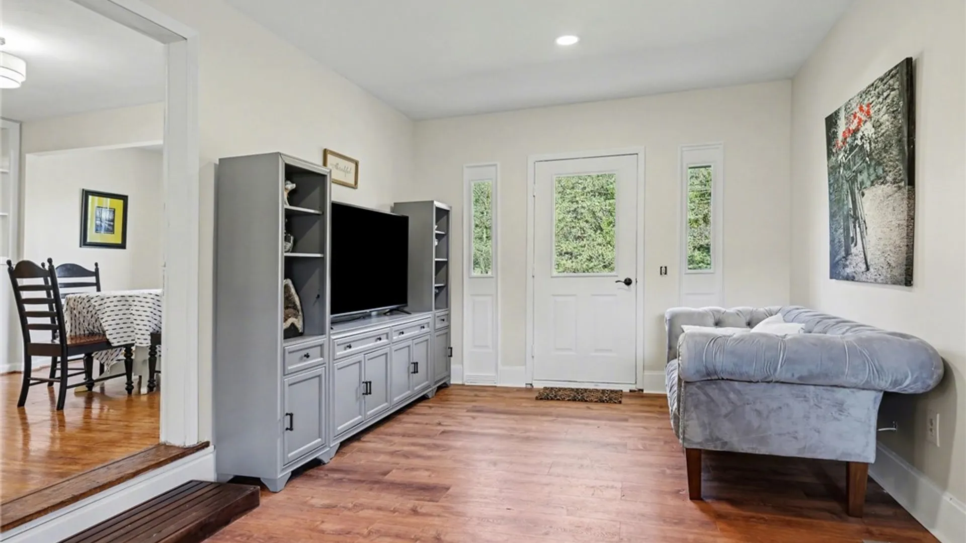 Property at 239 Fairport Road, Pittsford, NY 14450 17