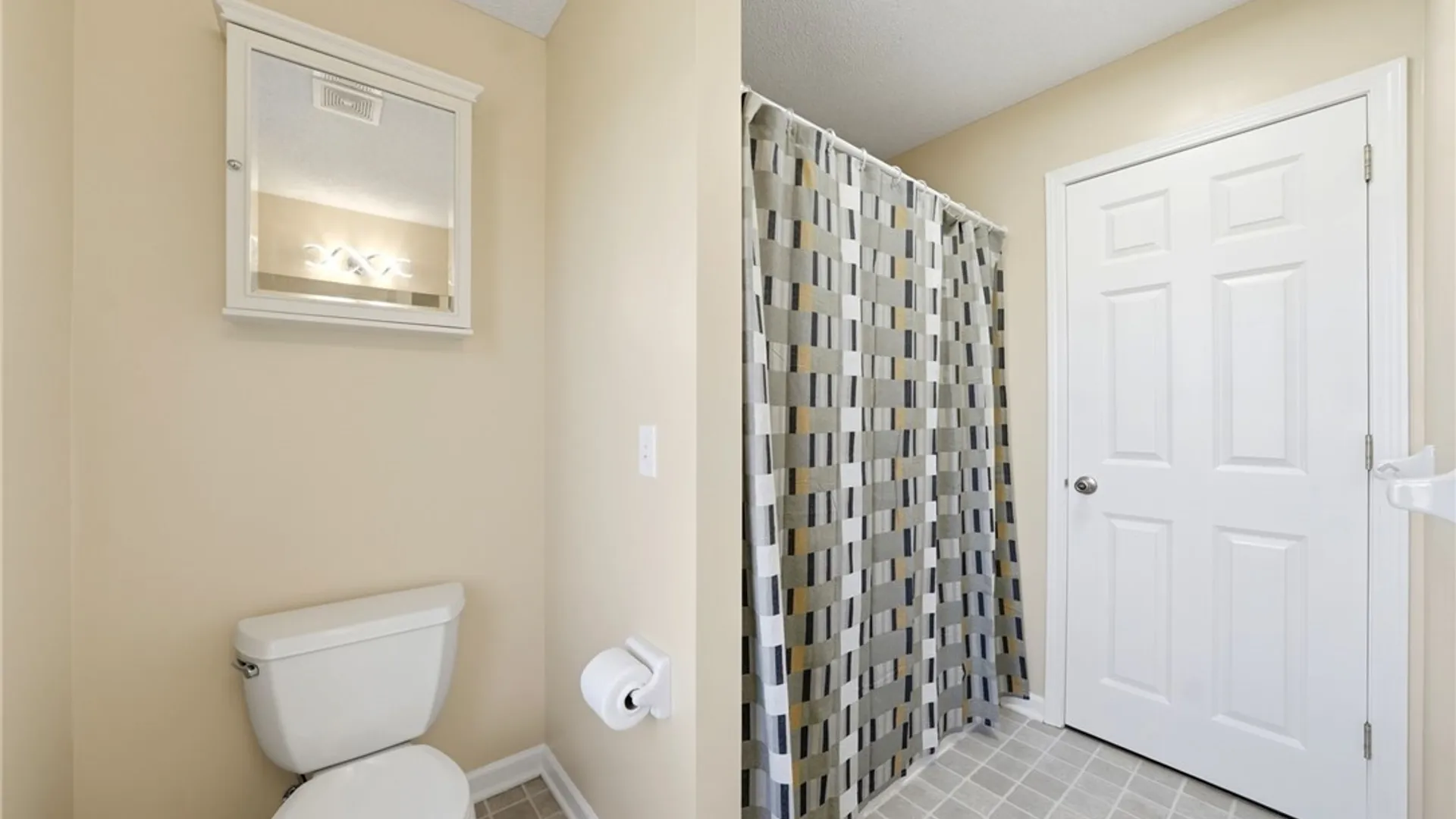 Property at 45 Summerfield Drive, Lancaster, NY 14086 32