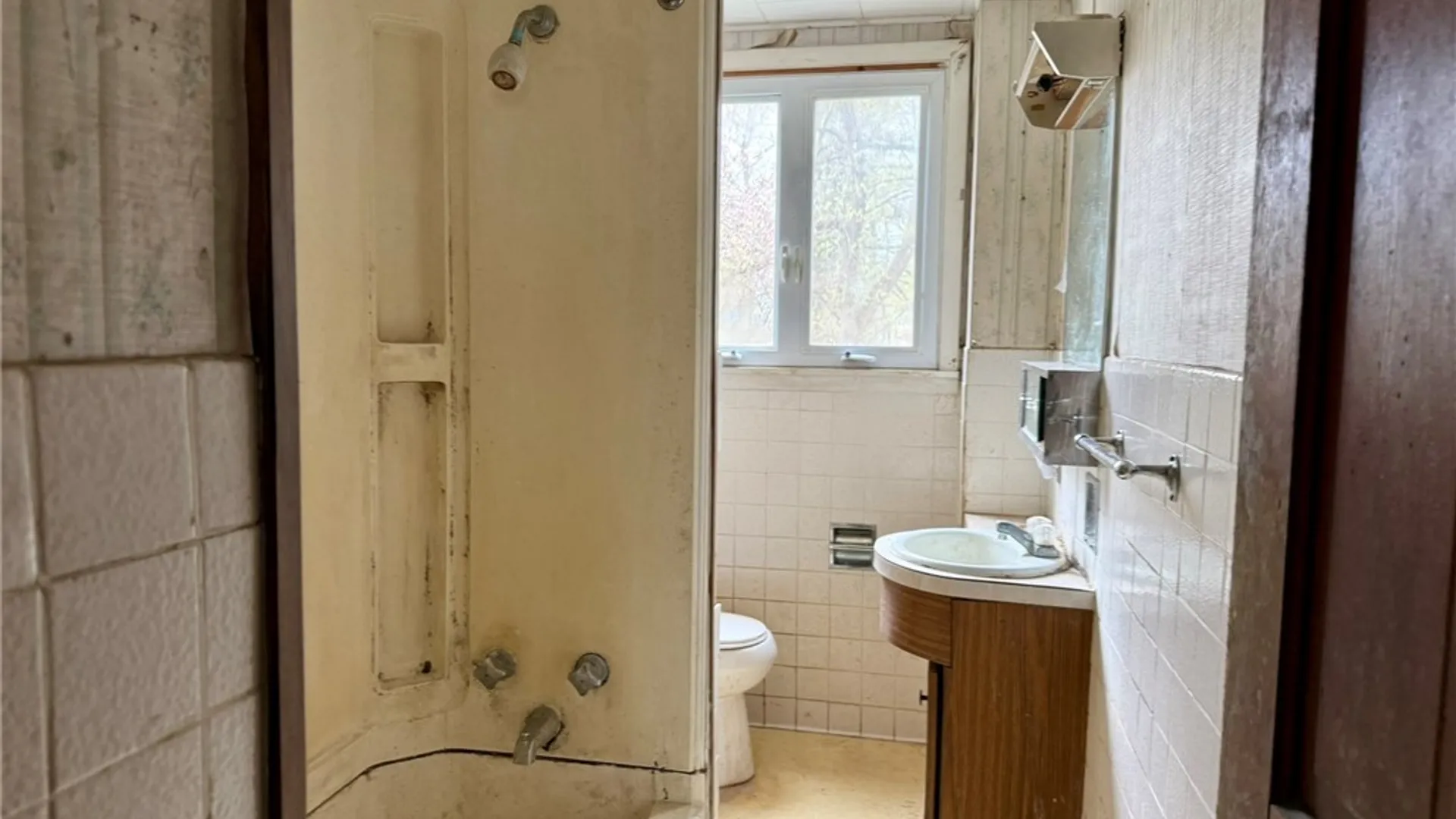 Property at 17 West Avenue, German Flatts, NY 13357 10