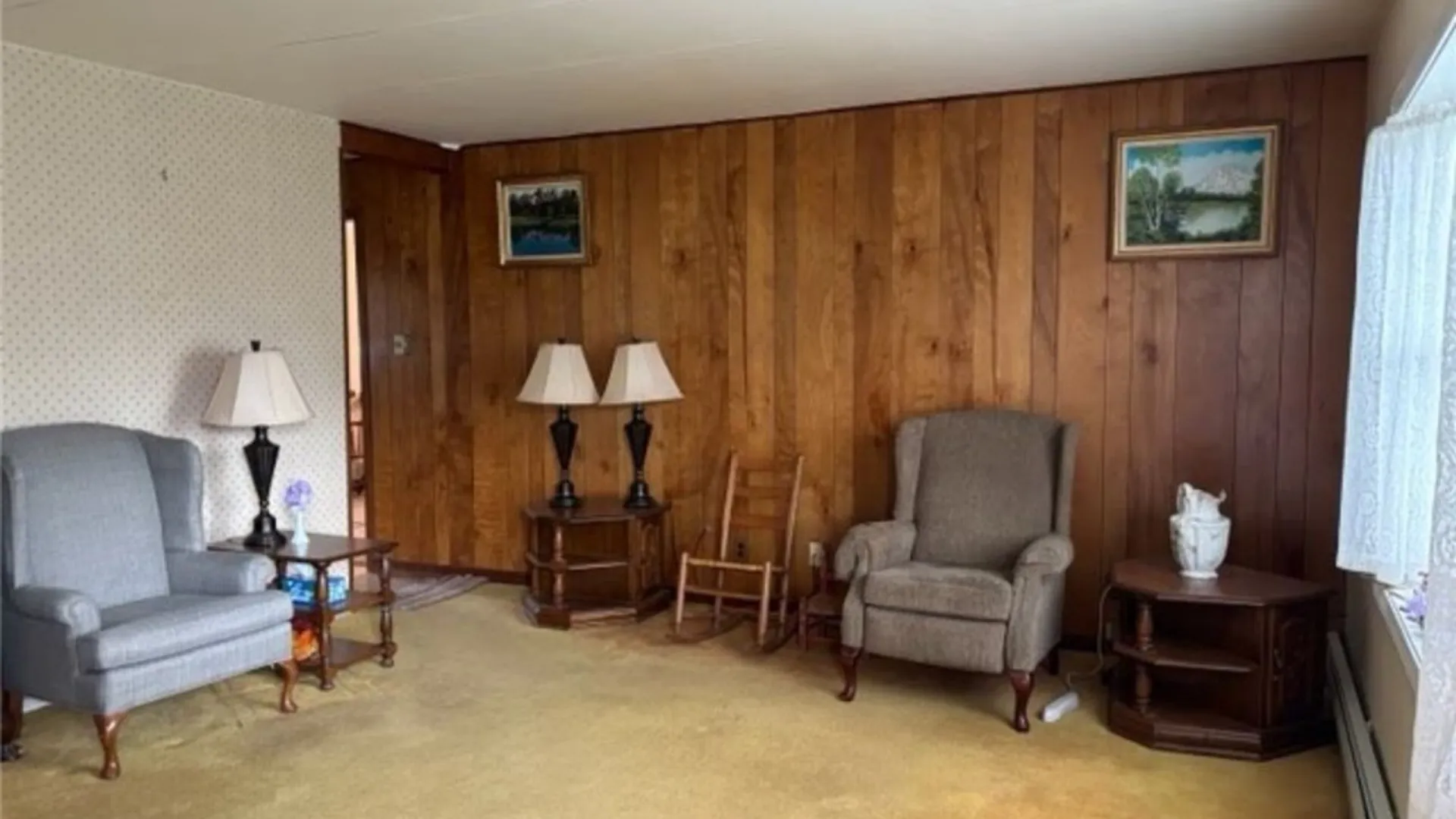 Property at 28 Crescent Road, Grand Island, NY 14072 4