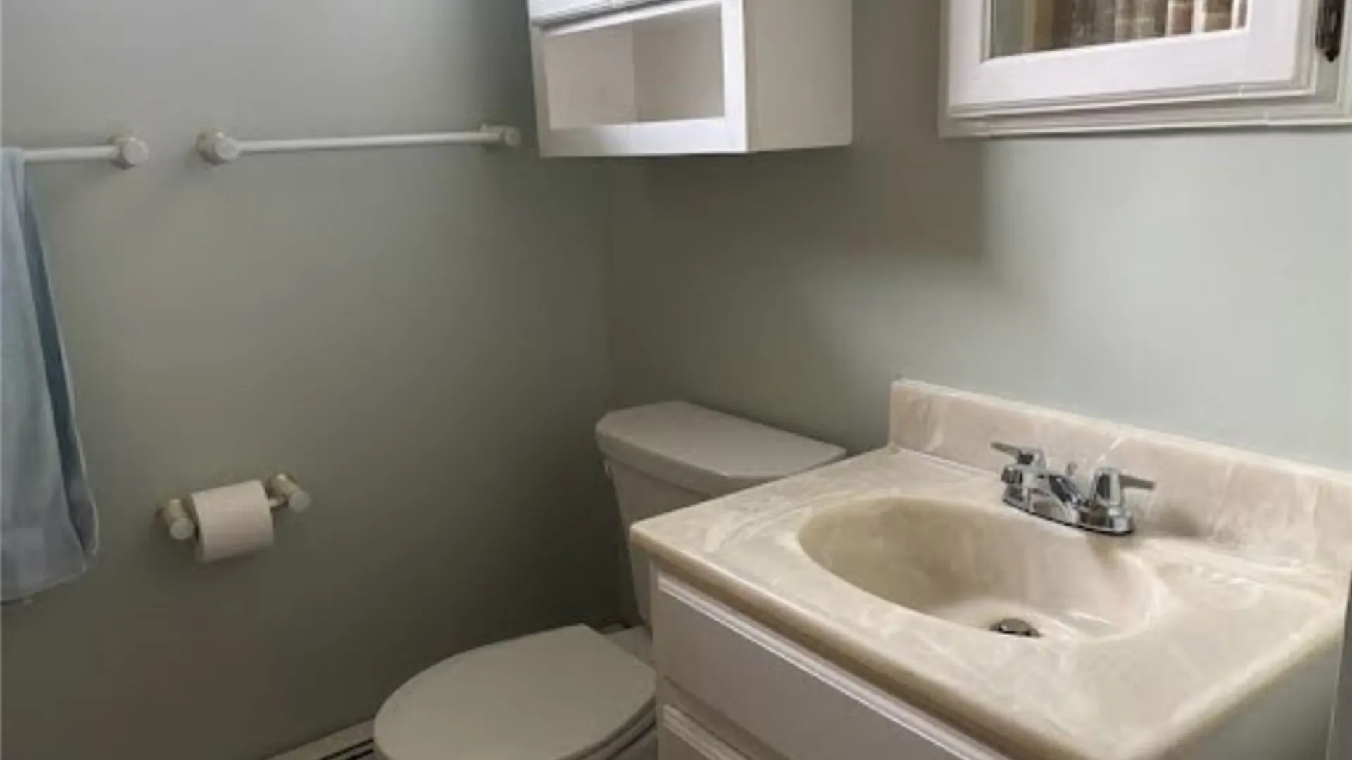 Property at 28 Crescent Road, Grand Island, NY 14072 8