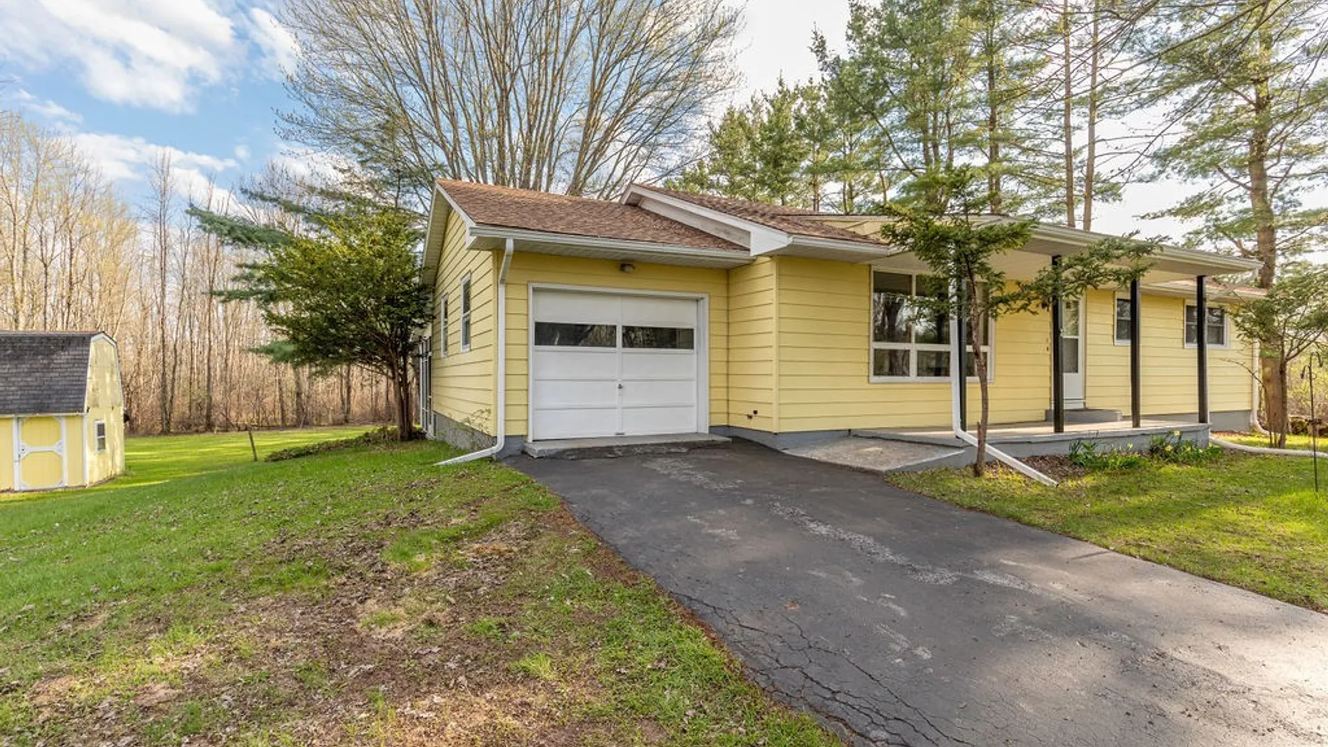 Property at 4960 Orangeport Road, Clay, NY 13029 5