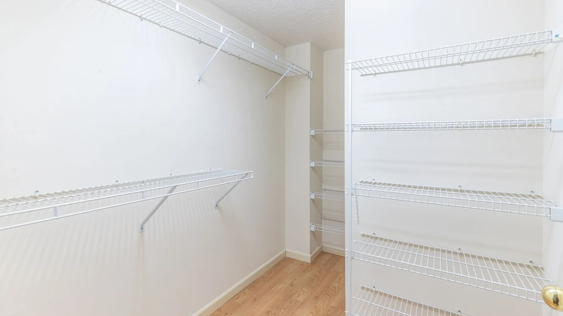 Property at 38 Cobblestone Lane, Amherst, NY 14221 16