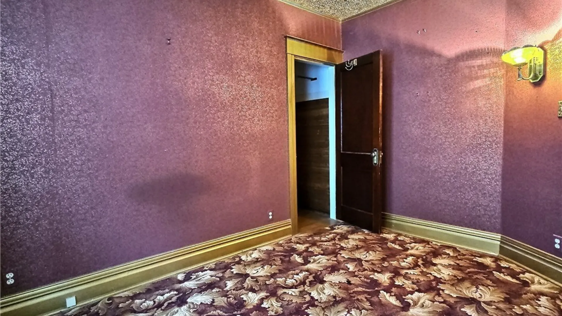 Property at 208 Embargo Street, Rome, NY 13440 12