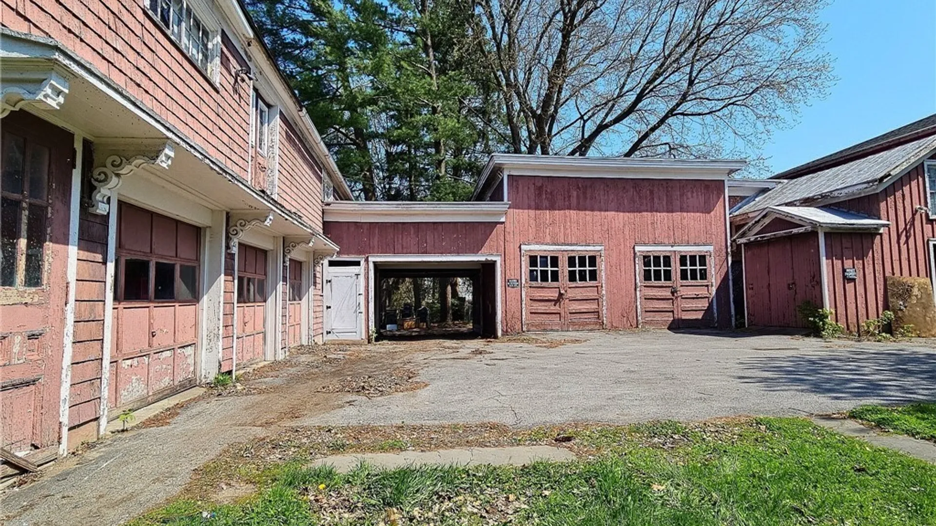 Property at 208 Embargo Street, Rome, NY 13440 25