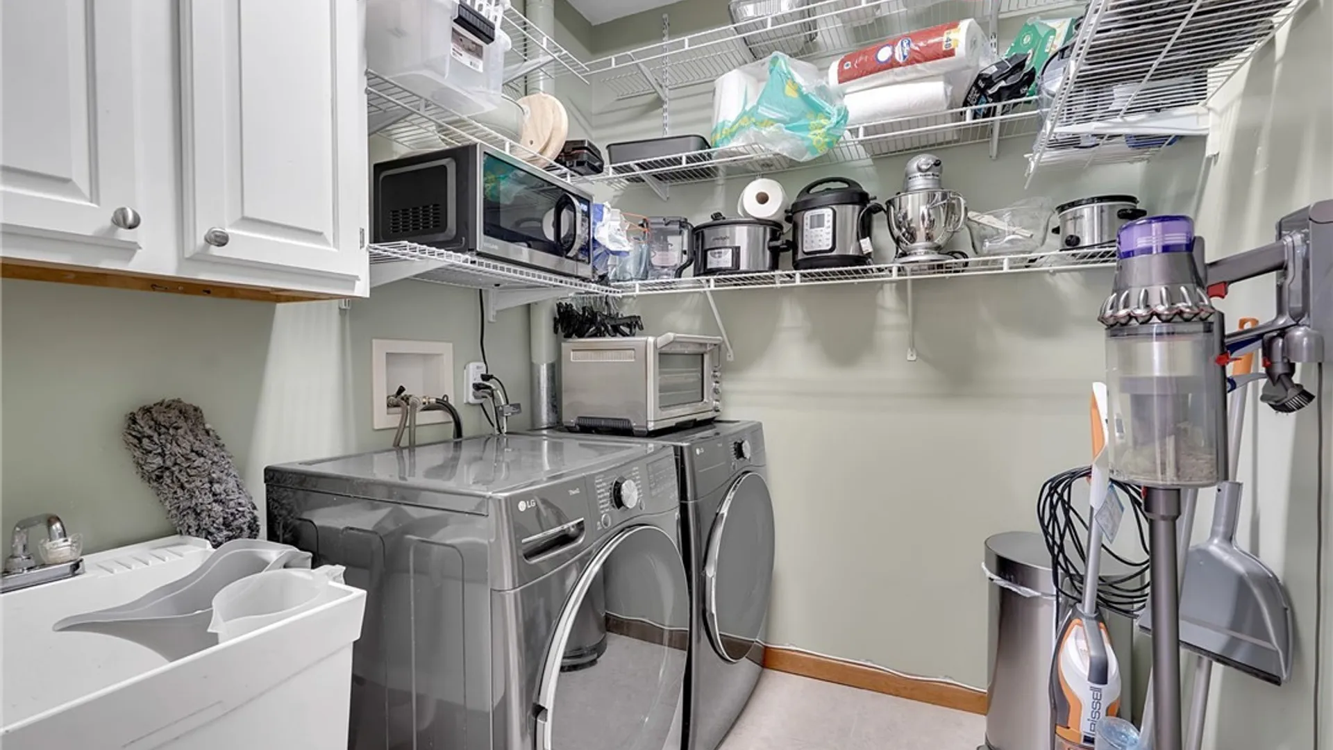 Property at 7220 Schultz Road, Wheatfield, NY 14120 45