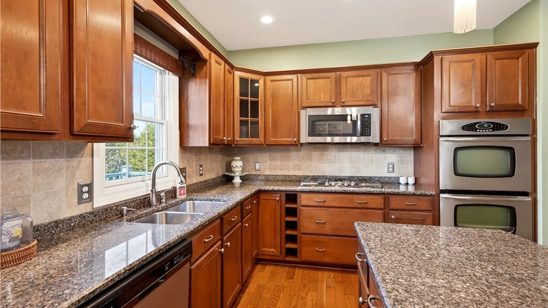 Property at 2916 Wolf Drive, Eden, NY 14057 21