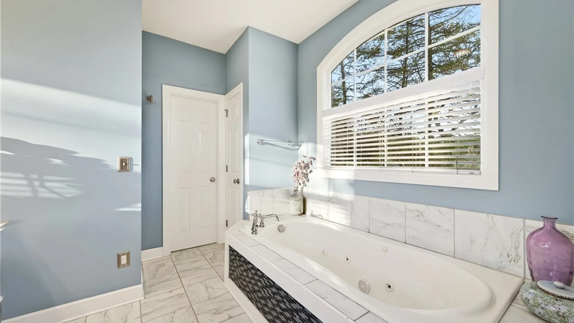 Property at 2916 Wolf Drive, Eden, NY 14057 27