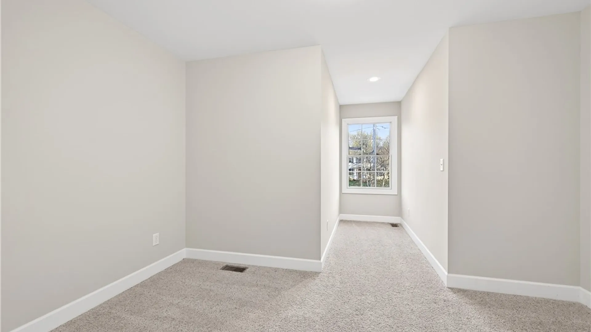 Property at 2916 Wolf Drive, Eden, NY 14057 33