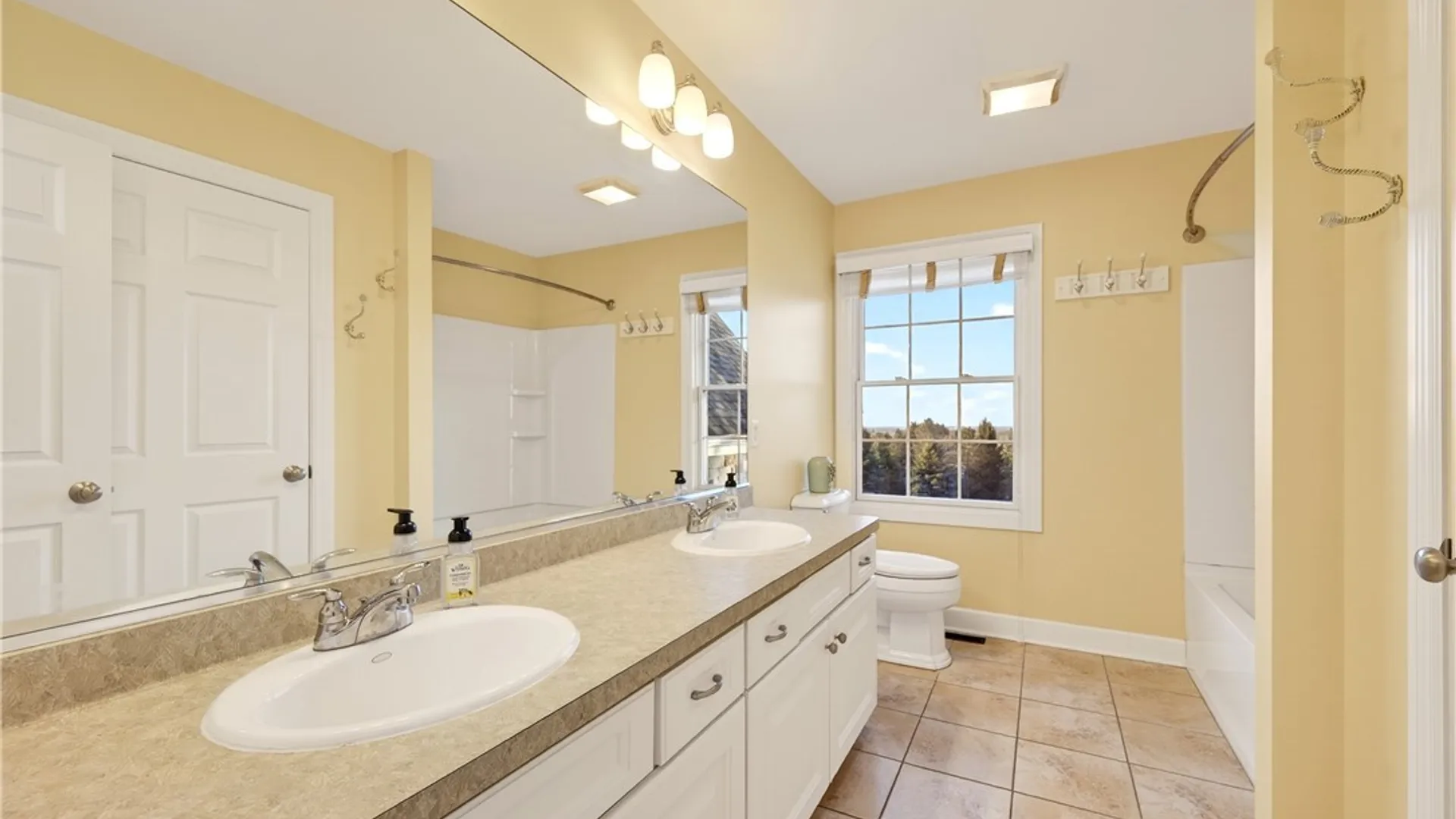 Property at 2916 Wolf Drive, Eden, NY 14057 34