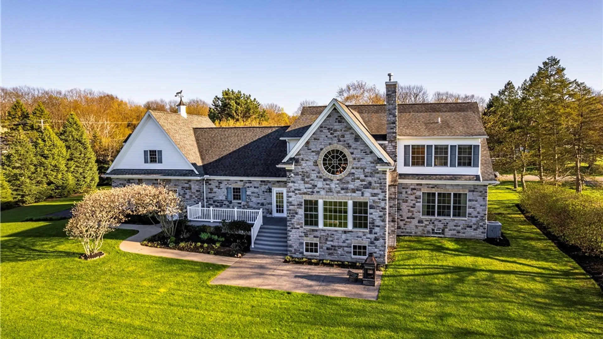 Property at 2916 Wolf Drive, Eden, NY 14057 4