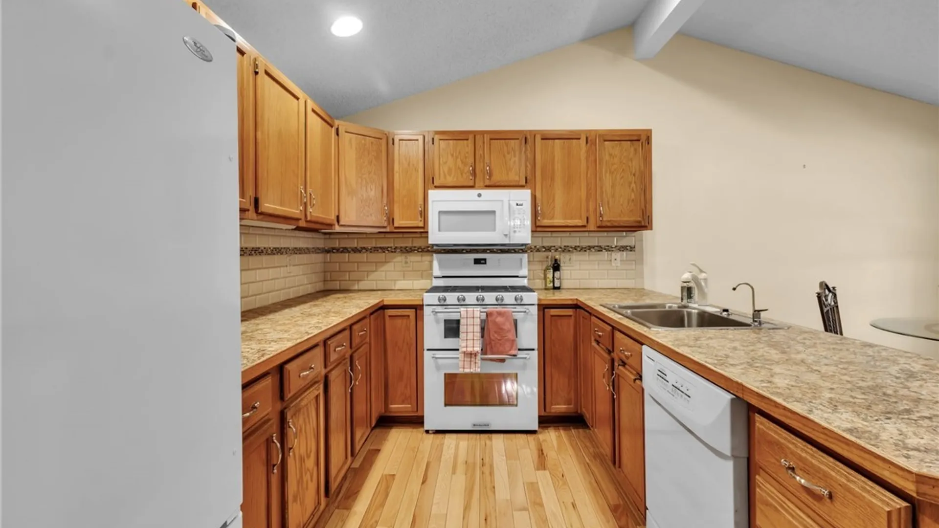 Property at 155 Wedgewood Drive, Amherst, NY 14221 11