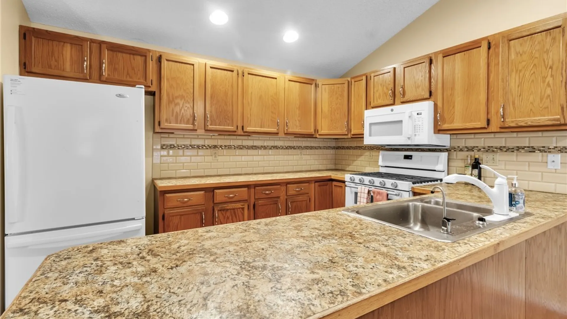 Property at 155 Wedgewood Drive, Amherst, NY 14221 15