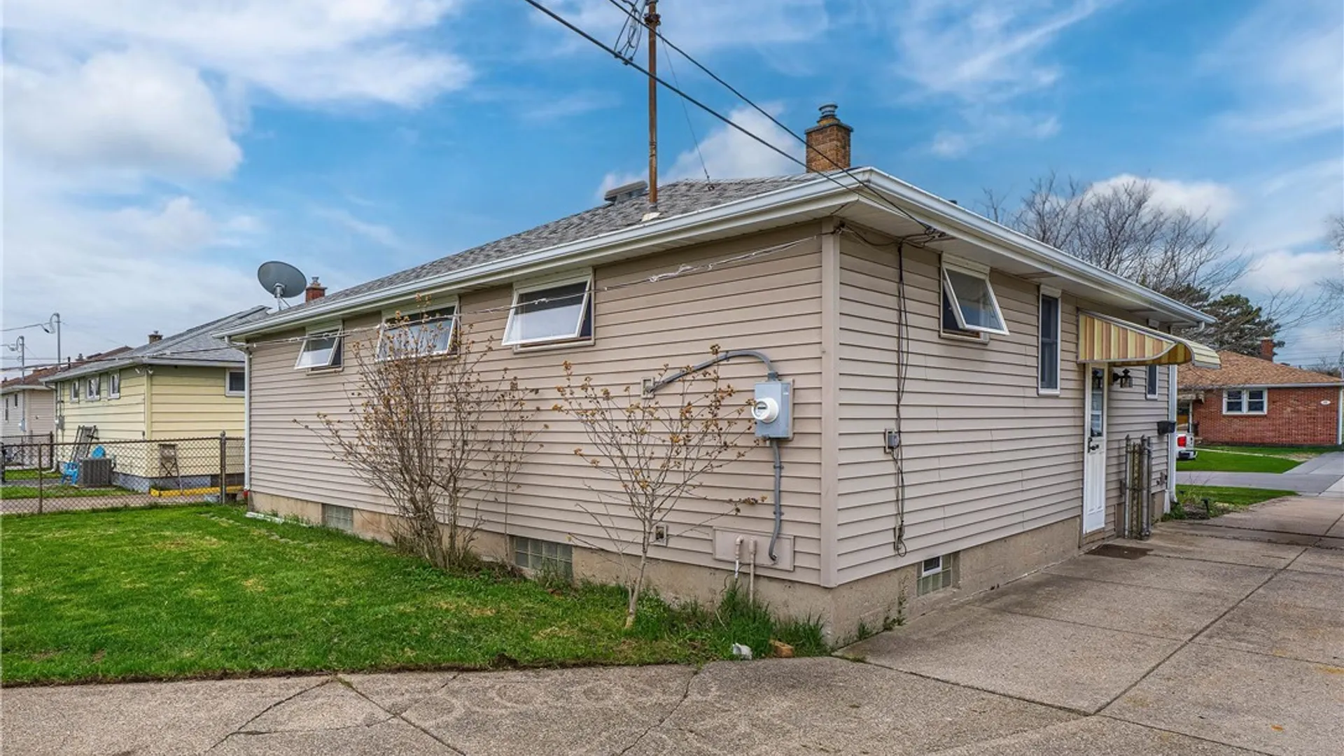 Property at 23 Laura Court, Cheektowaga, NY 14227 28