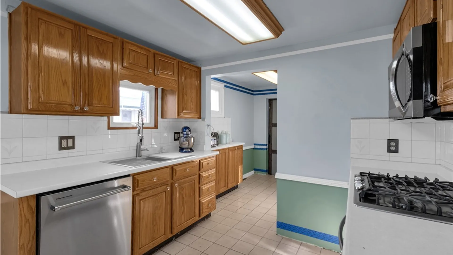 Property at 214 Woodland Drive, Tonawanda, NY 14223 13