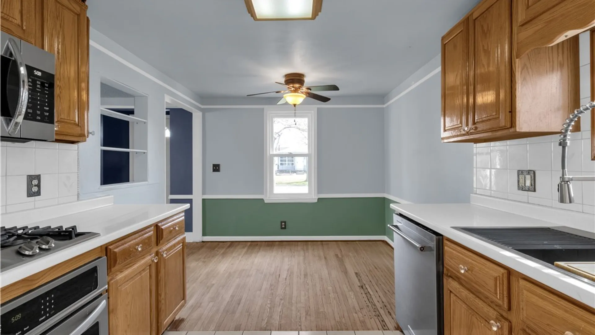 Property at 214 Woodland Drive, Tonawanda, NY 14223 14