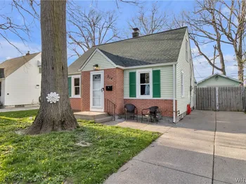 Property at 214 Woodland Drive, Tonawanda, NY 14223