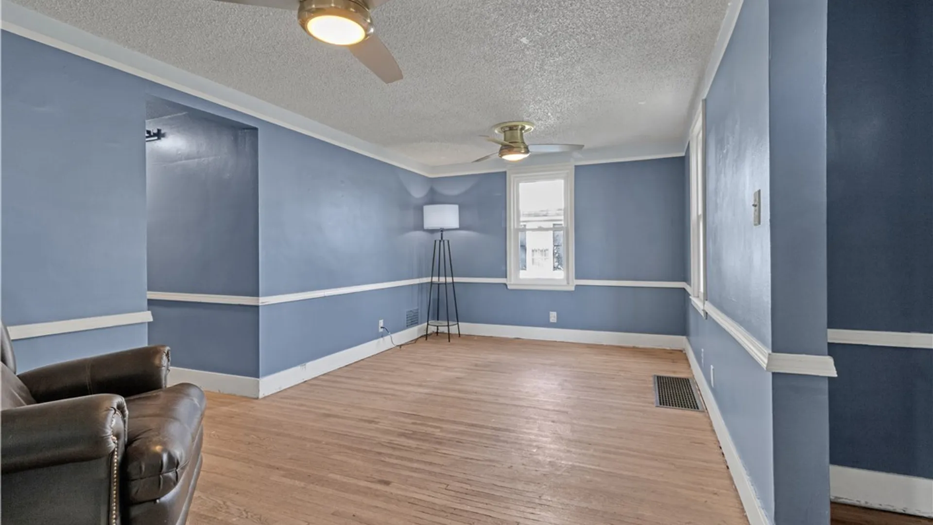 Property at 214 Woodland Drive, Tonawanda, NY 14223 4