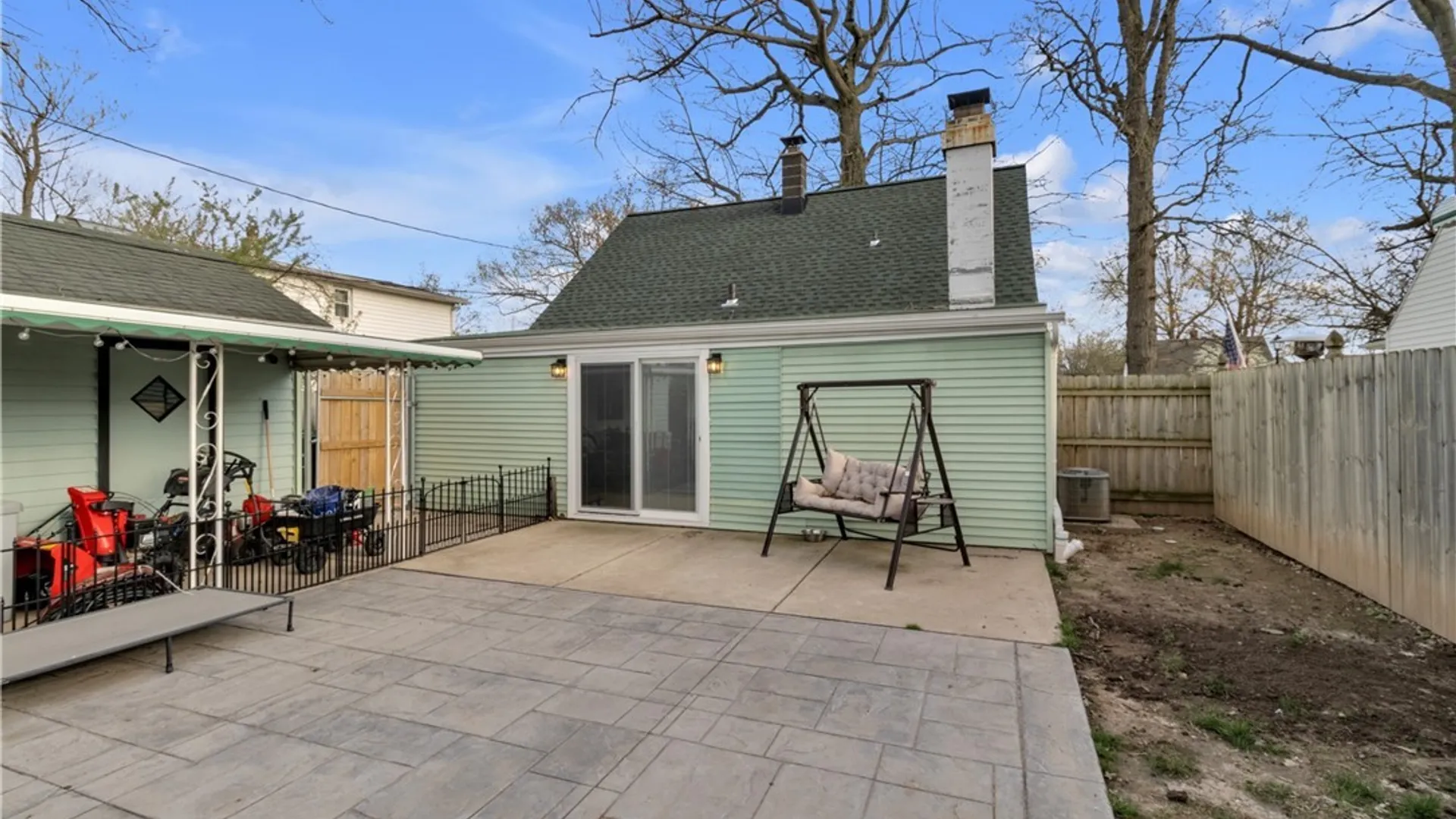 Property at 214 Woodland Drive, Tonawanda, NY 14223 42