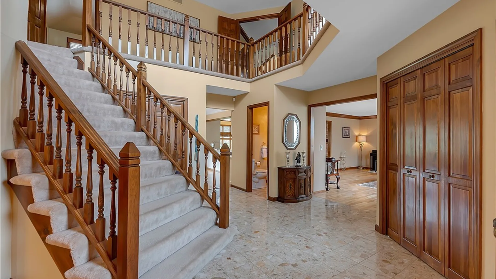 Property at 7 Deer Run Court, Amherst, NY 14221 4