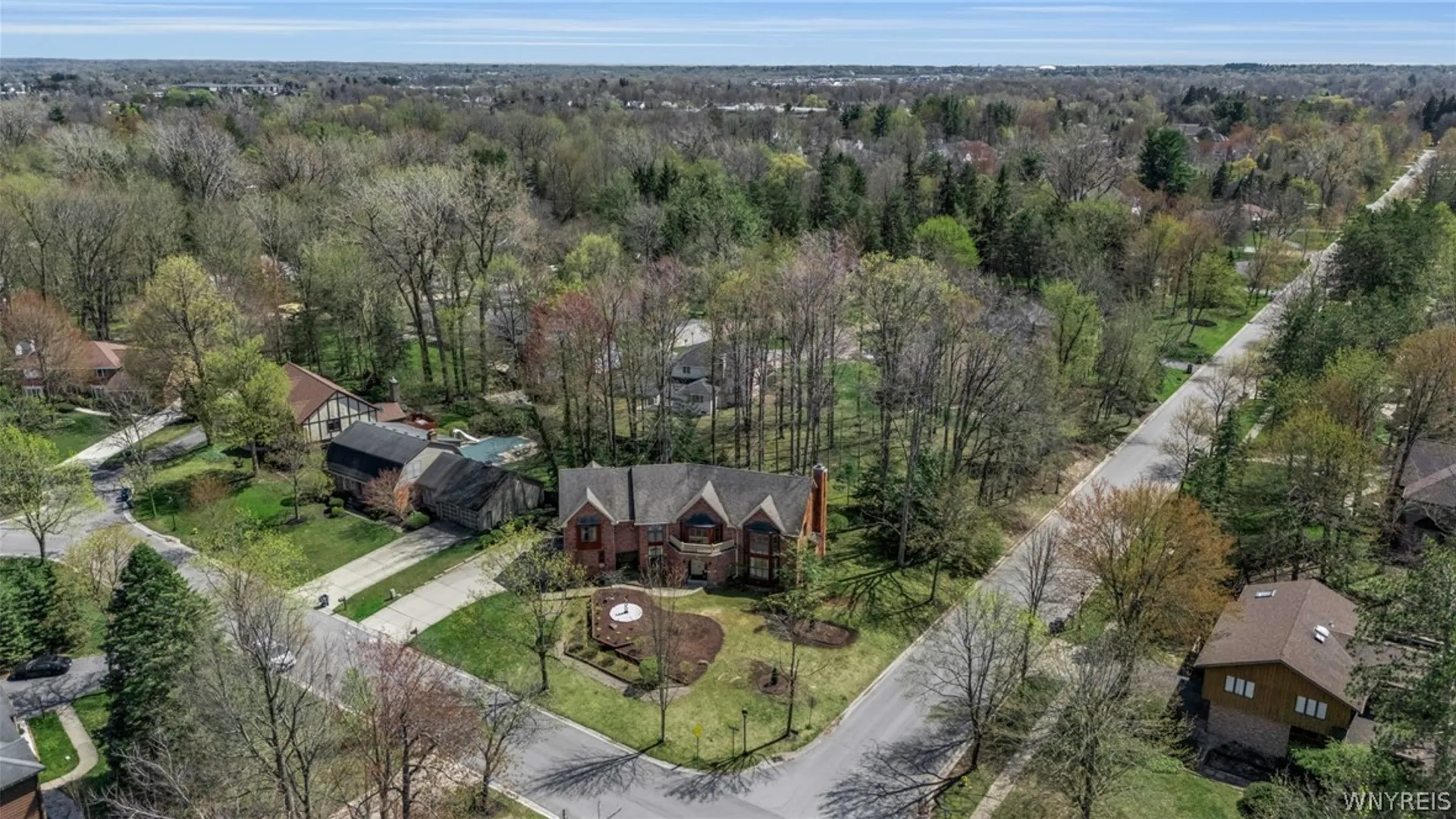 Property at 7 Deer Run Court, Amherst, NY 14221 48